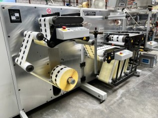 Flexo and label printing machine